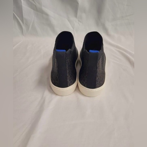 Rothy’s Leopard Print Chelsea Boots - Picture 4 of 6